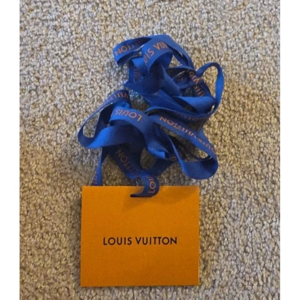 Louis Vuitton product large